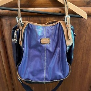 Tod’s G line bag coated leather blue. Great condition. Includes cross body strap